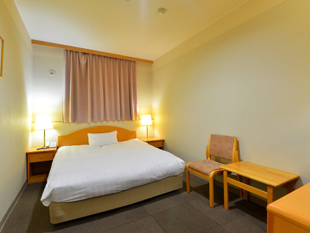 洋室 ダブルルーム